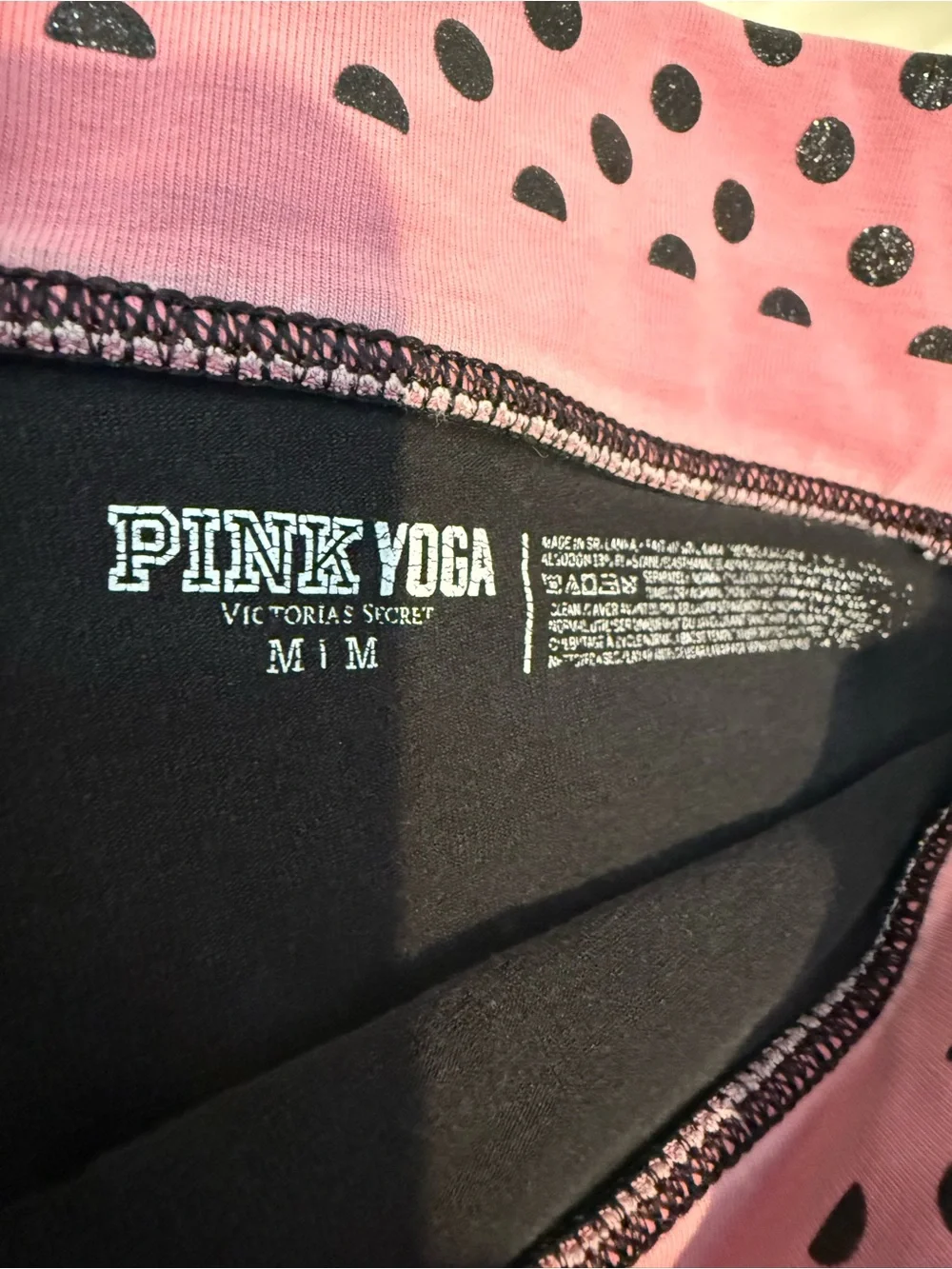 PINK Victoria's Secret Yoga foldover Capri Leggings in Black and Pink